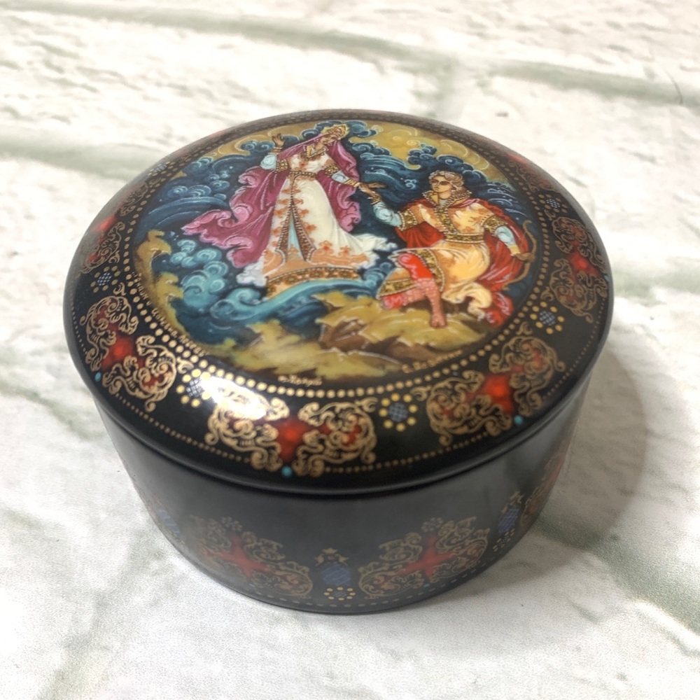 Russian hand painted porcelain music trinket box